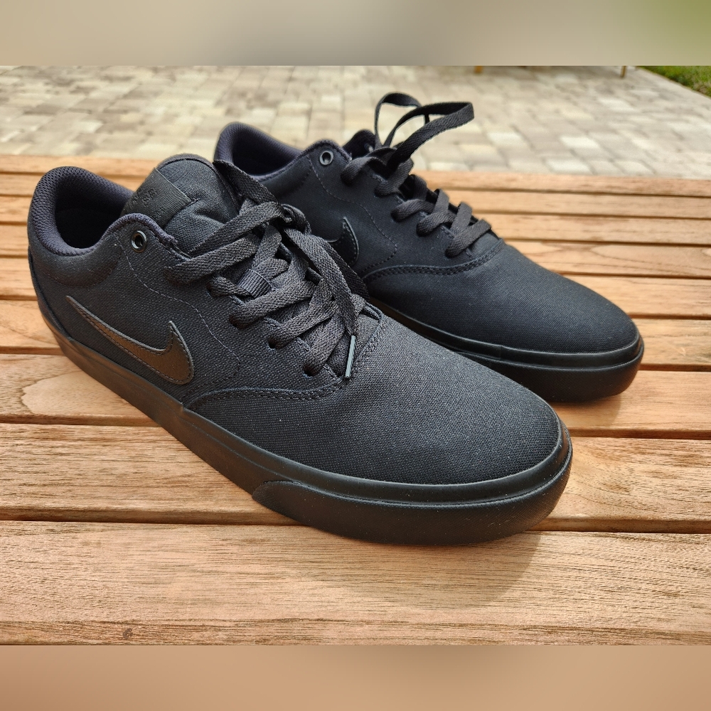 Nike Men's Black Canvas Shoes